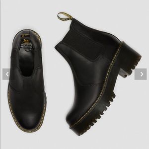 Dr. Martens Rometty Platform Chelsea Boots Size 6